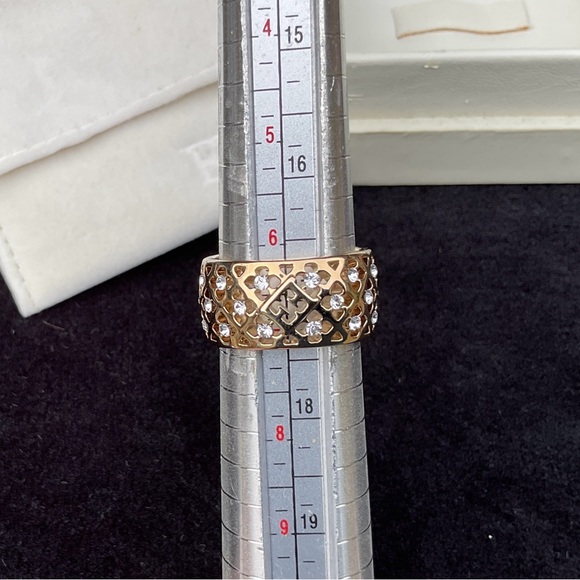 RARE Mint in Box ESCADA Gold Brass Band Ring Swarovski Stones & Logo Size 7 - Picture 14 of 14